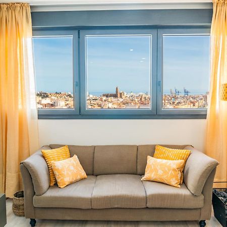 Malaga Tower View Apartment Exterior photo