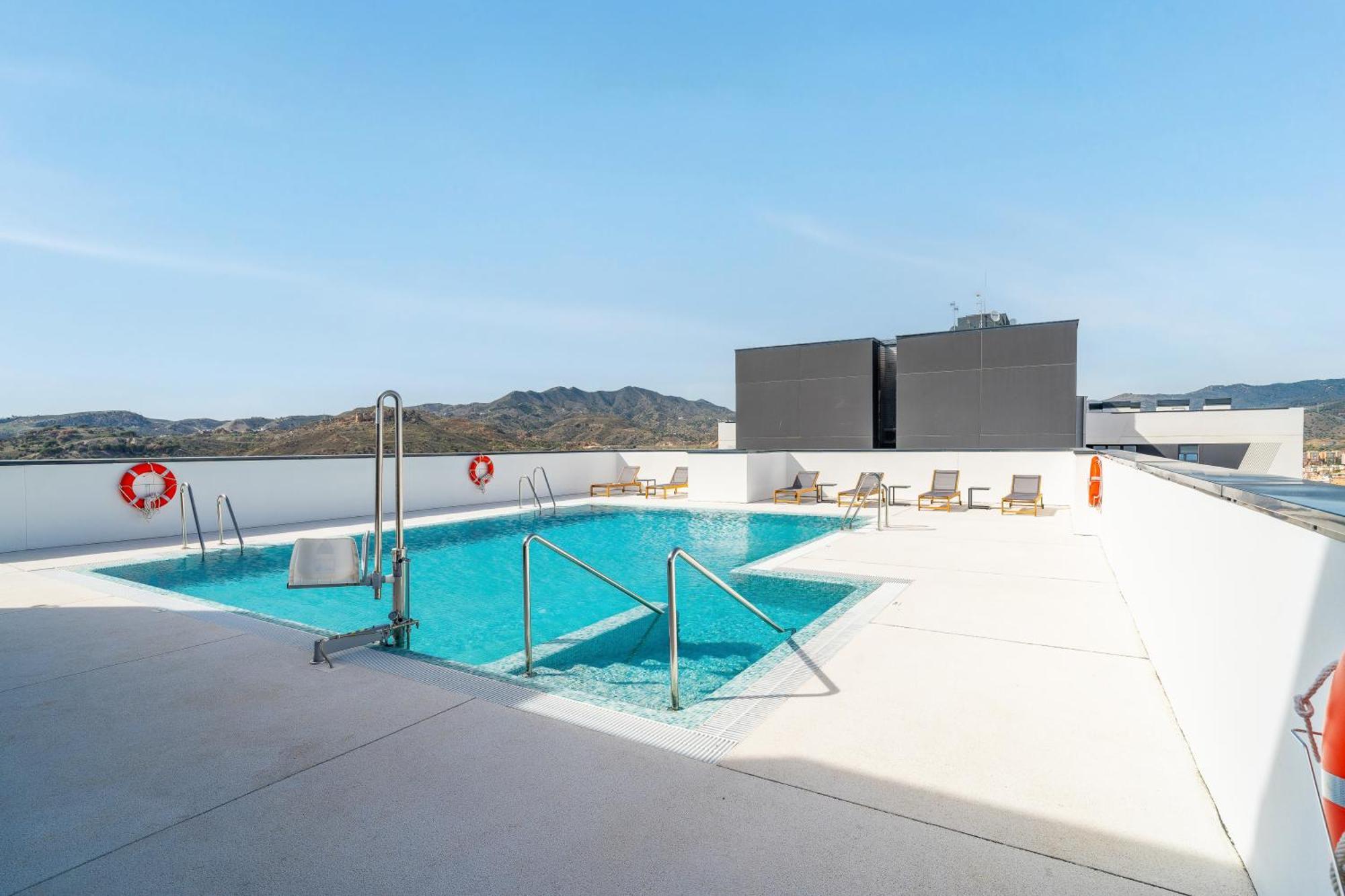 Malaga Tower View Apartment Exterior photo